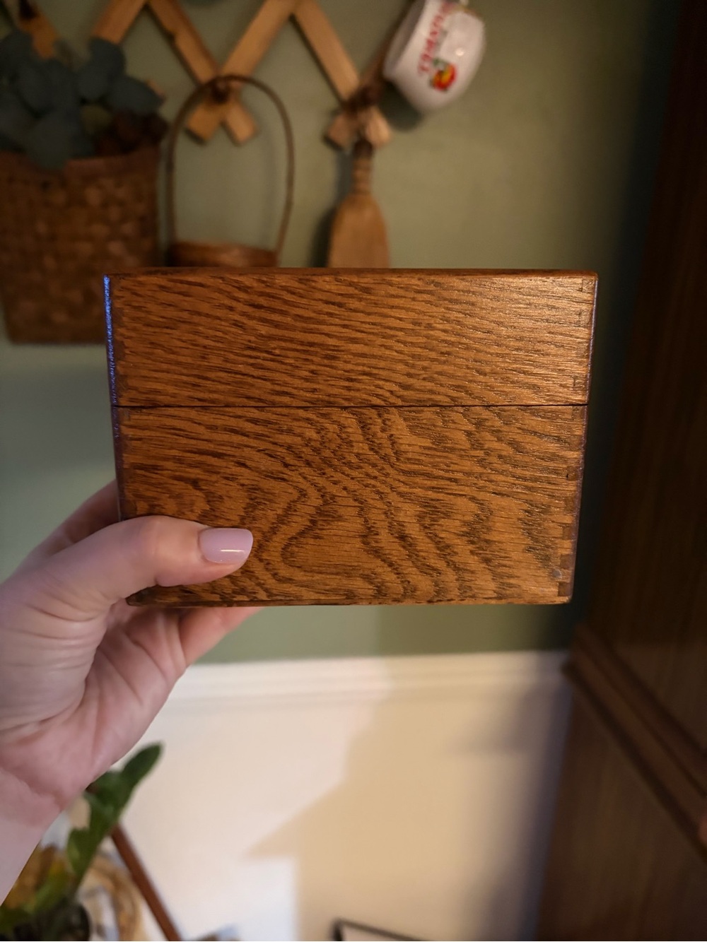 Classic Wooden Storage Recipe Box - Brown